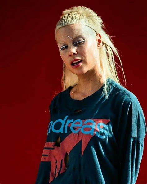 yolandi visser biography